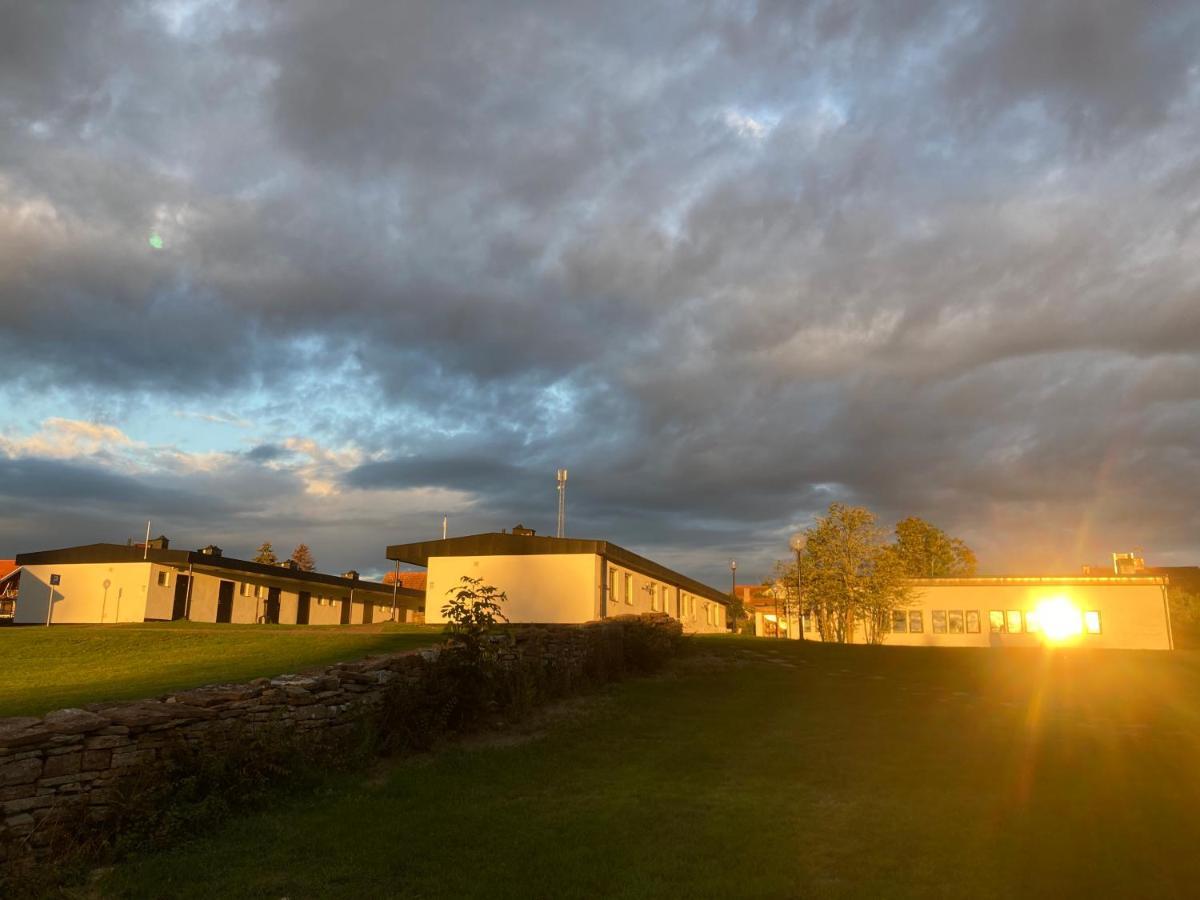 Allégården Kastlösa Hotell Exterior foto